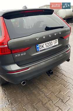 Внедорожник / Кроссовер Volvo XC60 2018 в Ровно