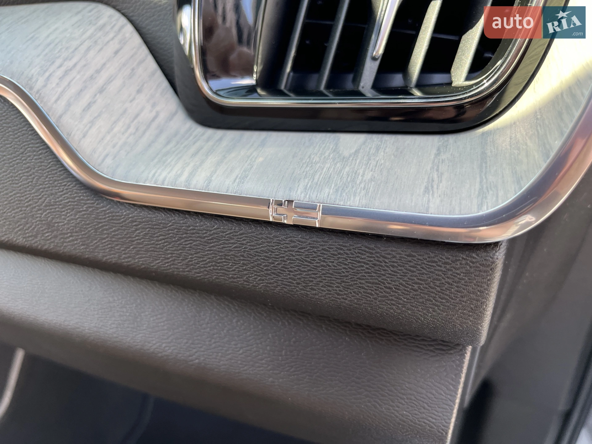 2017 Volvo XC60 - мініатюра 21