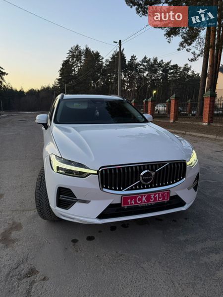 Позашляховик / Кросовер Volvo XC60 2021 в Новояворівську