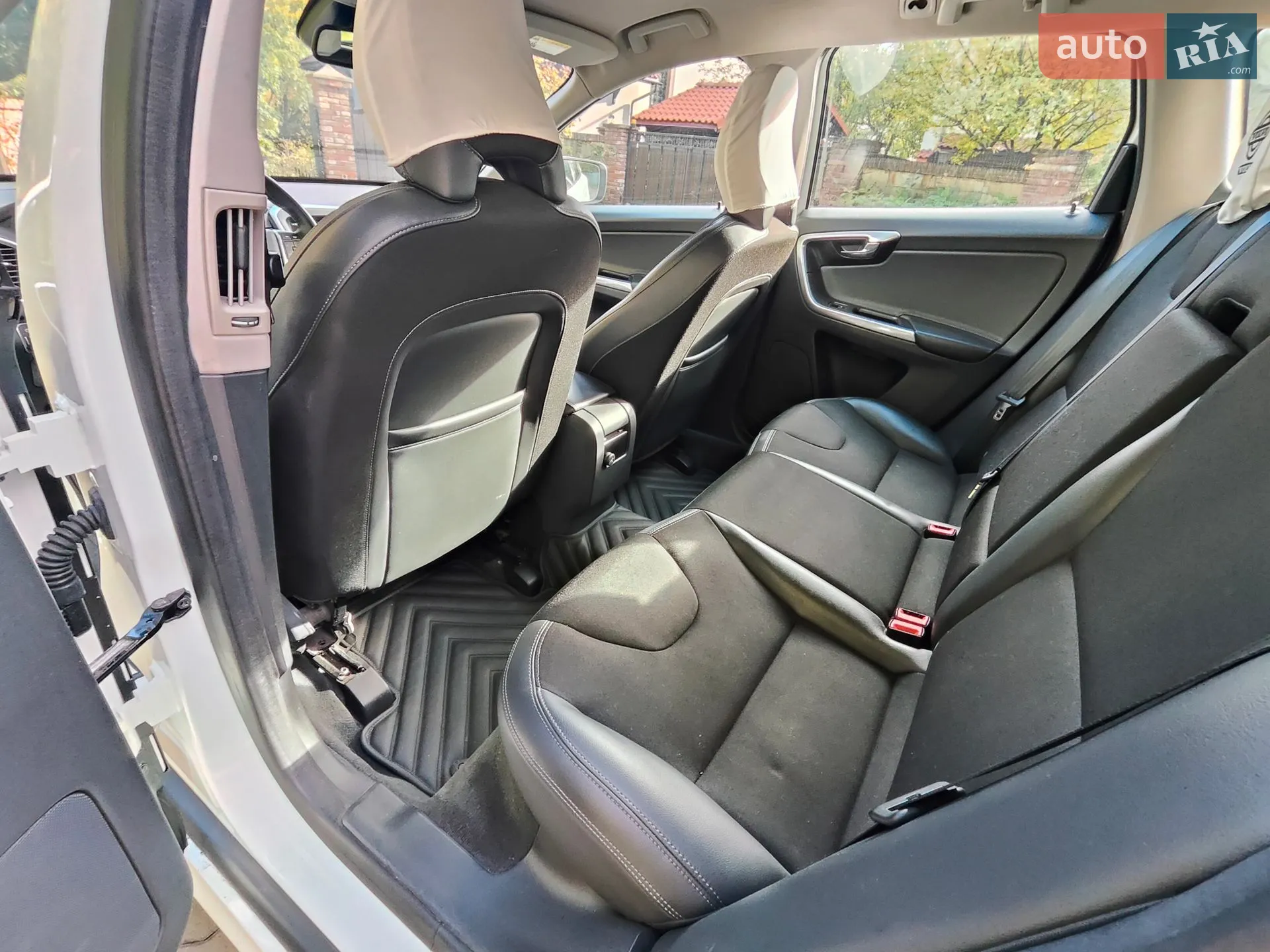 2015 Volvo XC60 - мініатюра 13