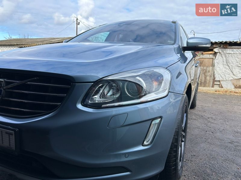 Внедорожник / Кроссовер Volvo XC60 2016 в Полтаве