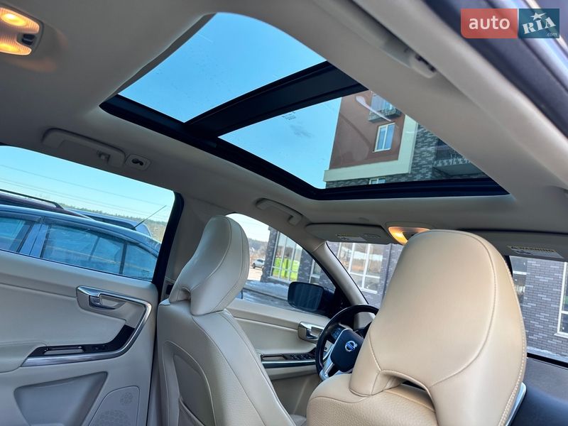 Внедорожник / Кроссовер Volvo XC60 2013 в Киеве