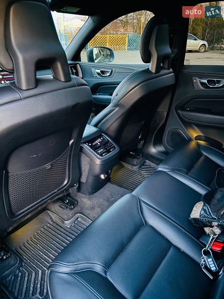 Внедорожник / Кроссовер Volvo XC60 2018 в Днепре