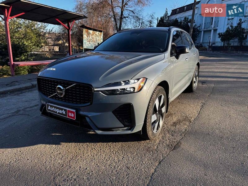 Volvo XC60 2023