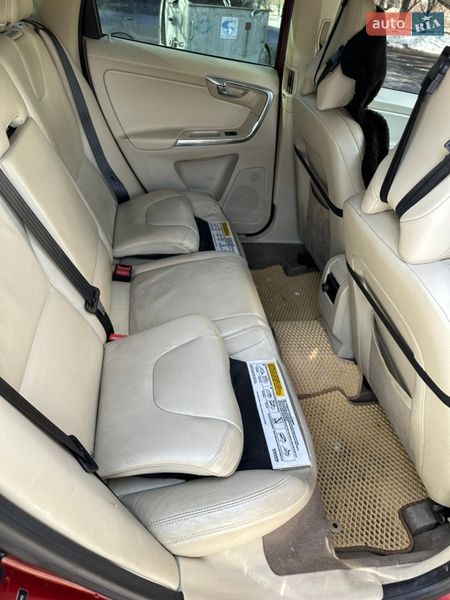 Внедорожник / Кроссовер Volvo XC60 2013 в Тернополе