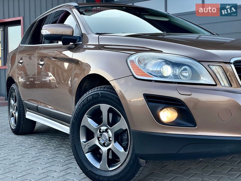 Внедорожник / Кроссовер Volvo XC60 2008 в Ковеле