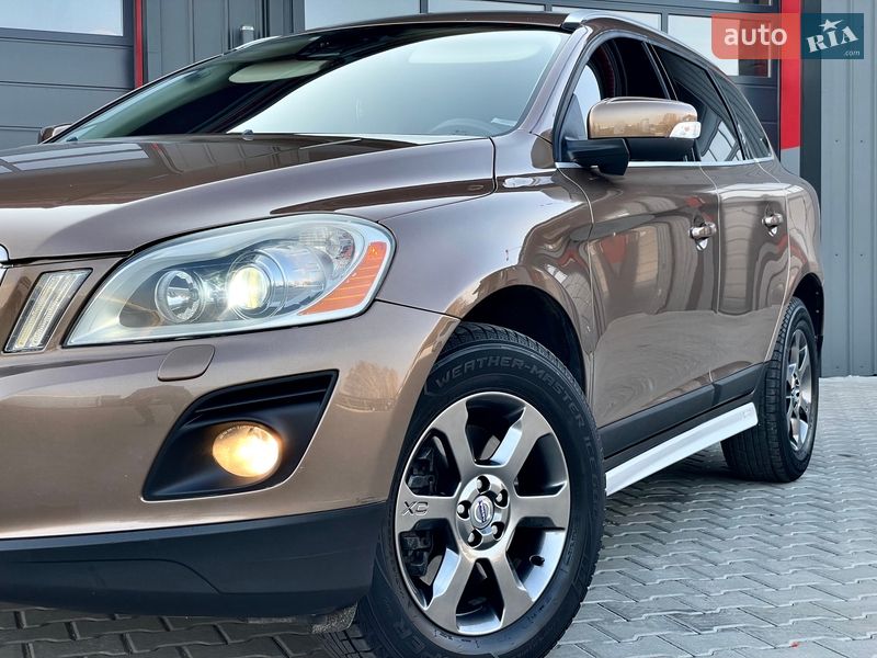 Внедорожник / Кроссовер Volvo XC60 2008 в Ковеле