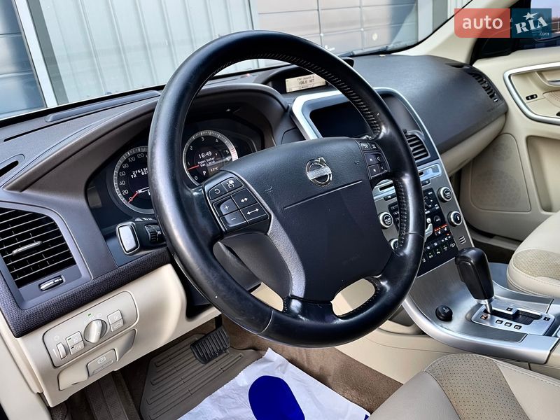 Внедорожник / Кроссовер Volvo XC60 2008 в Ковеле