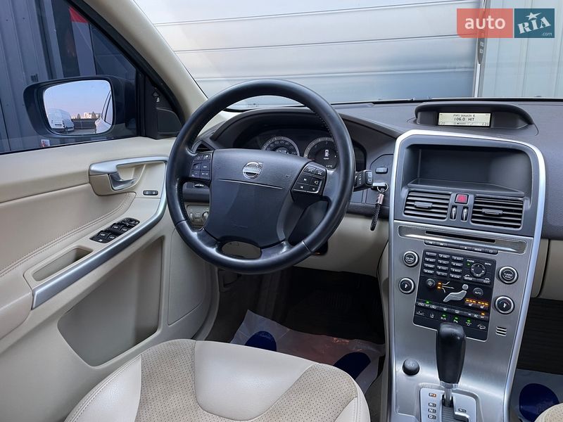 Внедорожник / Кроссовер Volvo XC60 2008 в Ковеле