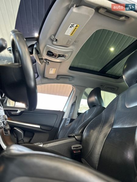 Позашляховик / Кросовер Volvo XC60 2017 в Володимирі