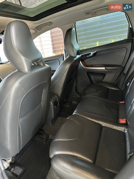 Позашляховик / Кросовер Volvo XC60 2017 в Володимирі