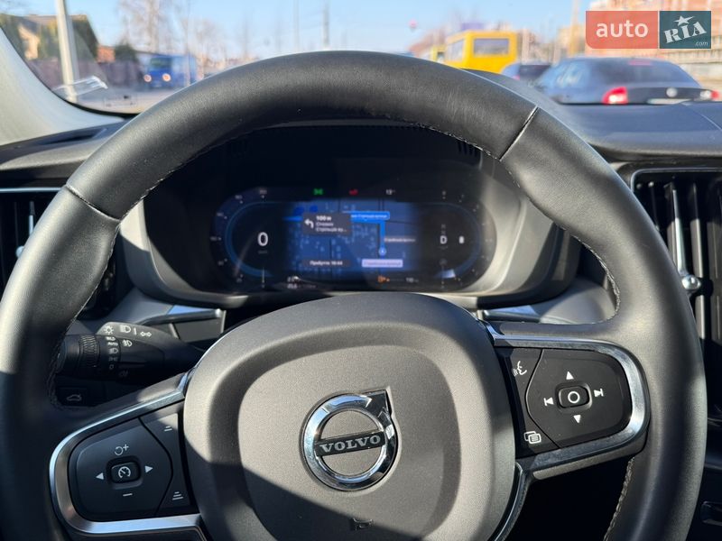 Внедорожник / Кроссовер Volvo XC60 2022 в Львове