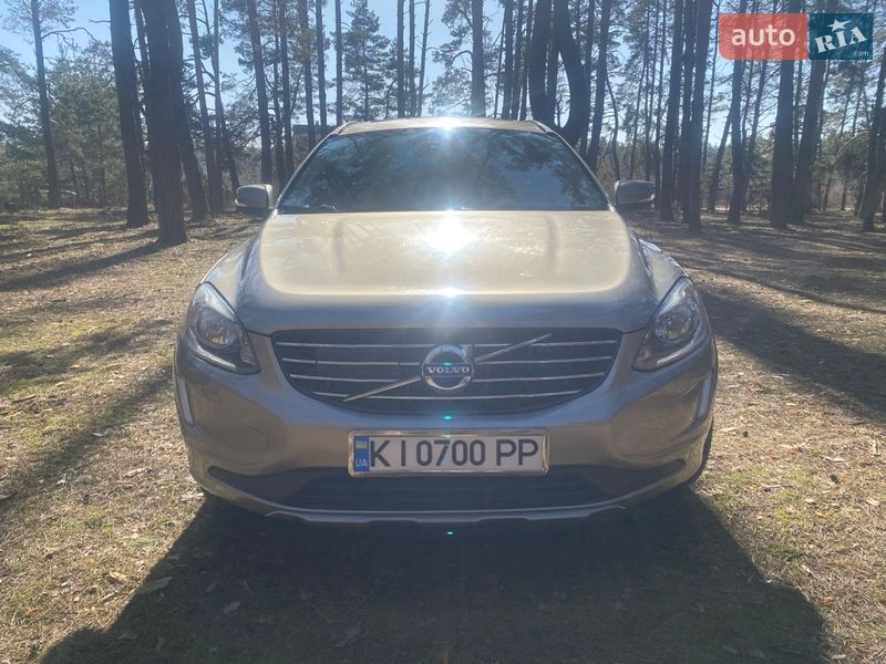 Внедорожник / Кроссовер Volvo XC60 2014 в Киеве