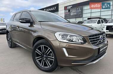 Внедорожник / Кроссовер Volvo XC60 2017 в Киеве