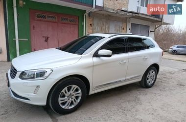 Внедорожник / Кроссовер Volvo XC60 2016 в Ровно