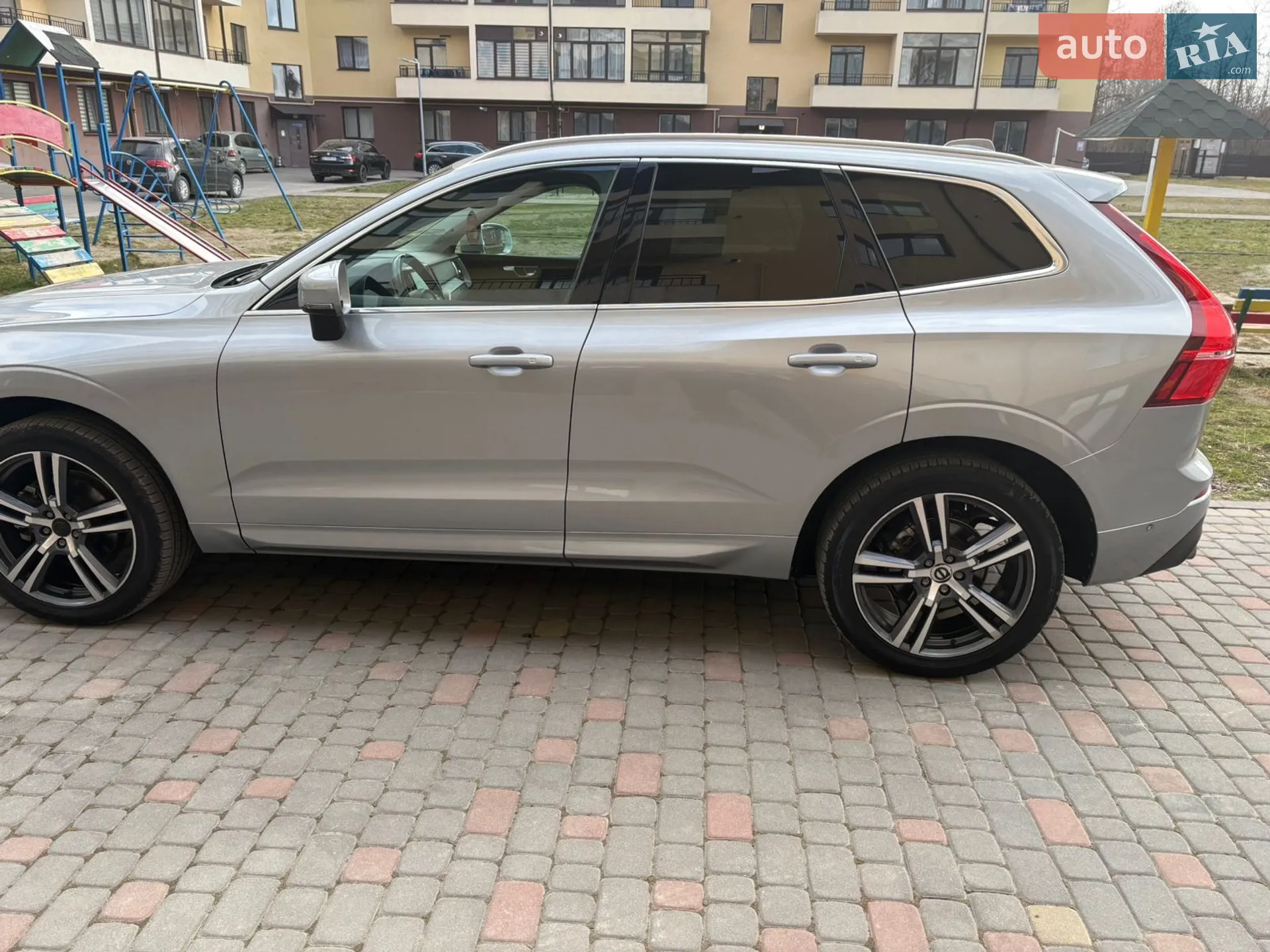 2018 Volvo XC60 - мініатюра 15