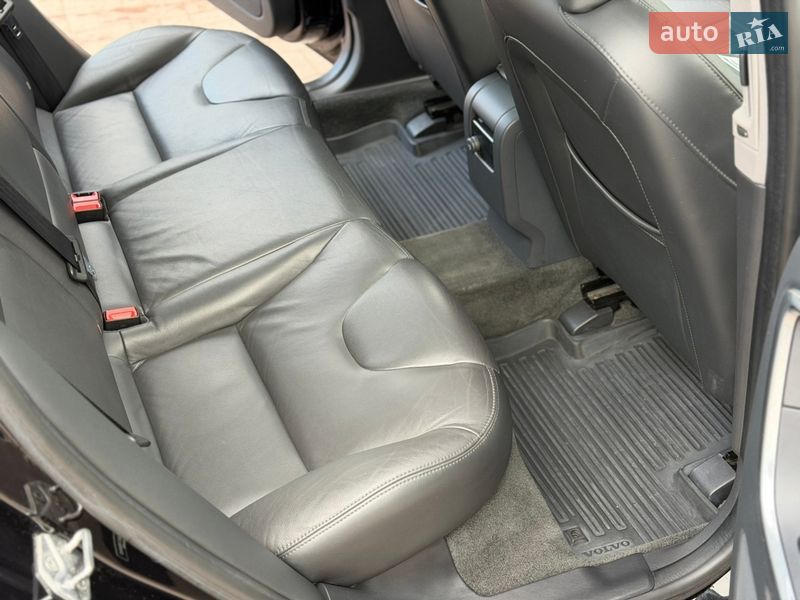 Внедорожник / Кроссовер Volvo XC60 2016 в Ровно фото 52 Внедорожник / Кроссовер Volvo XC60 2016 в Ровно