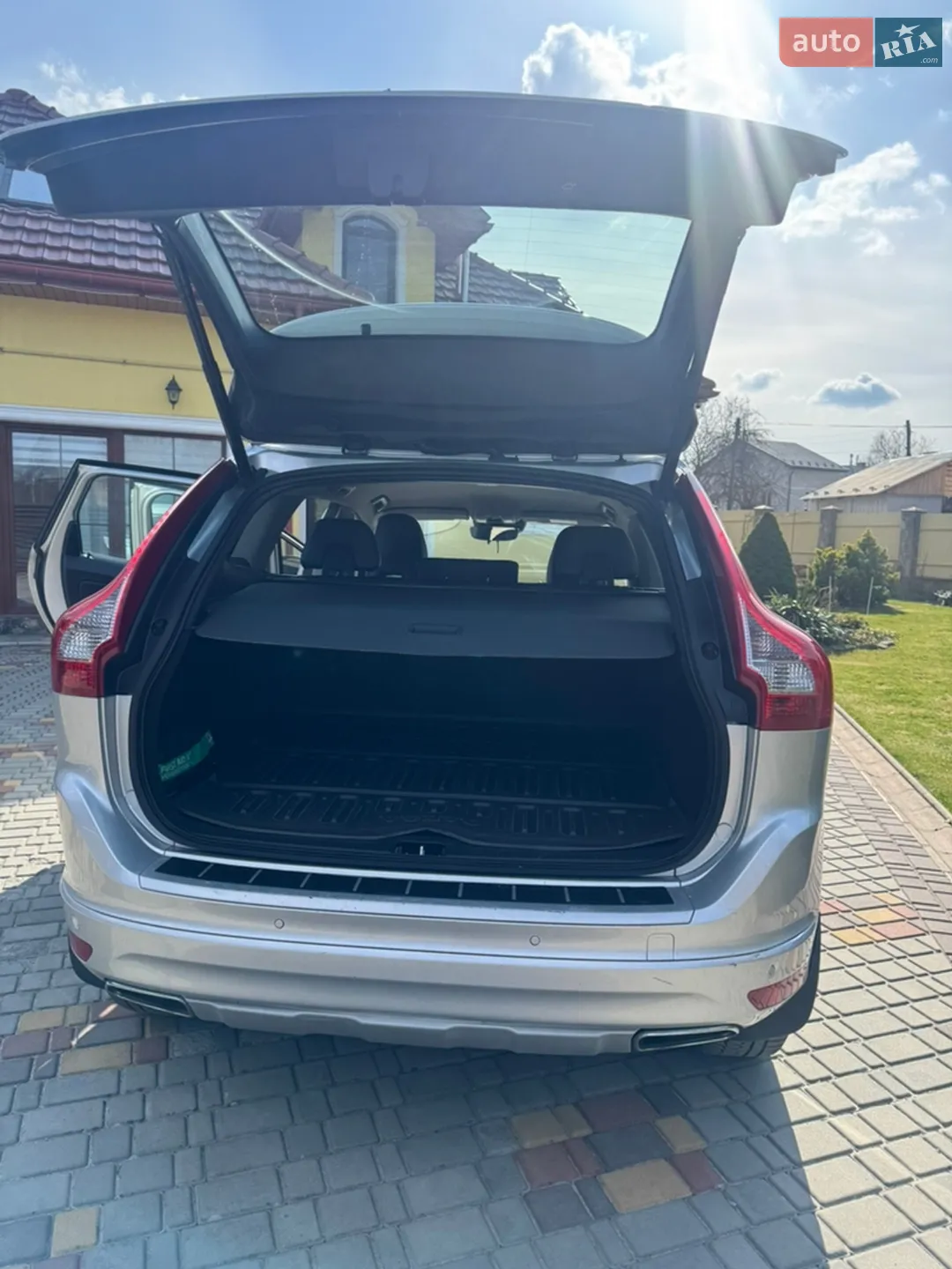 2017 Volvo XC60 - мініатюра 10