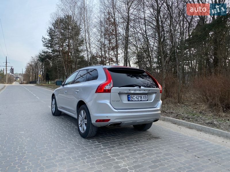 Позашляховик / Кросовер Volvo XC60 2016 в Новояворівську