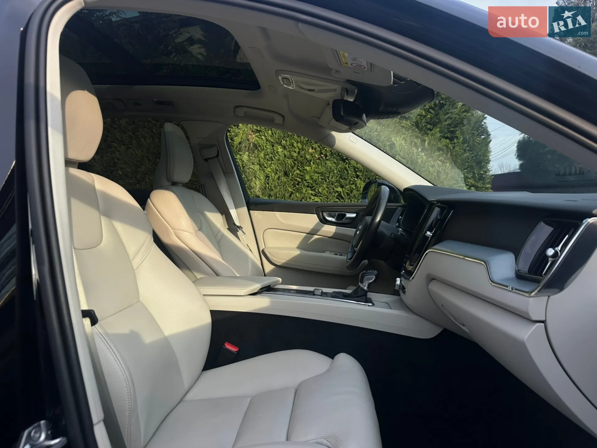 2019 Volvo XC60 - мініатюра 24