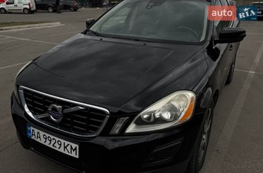 Внедорожник / Кроссовер Volvo XC60 2010 в Киеве