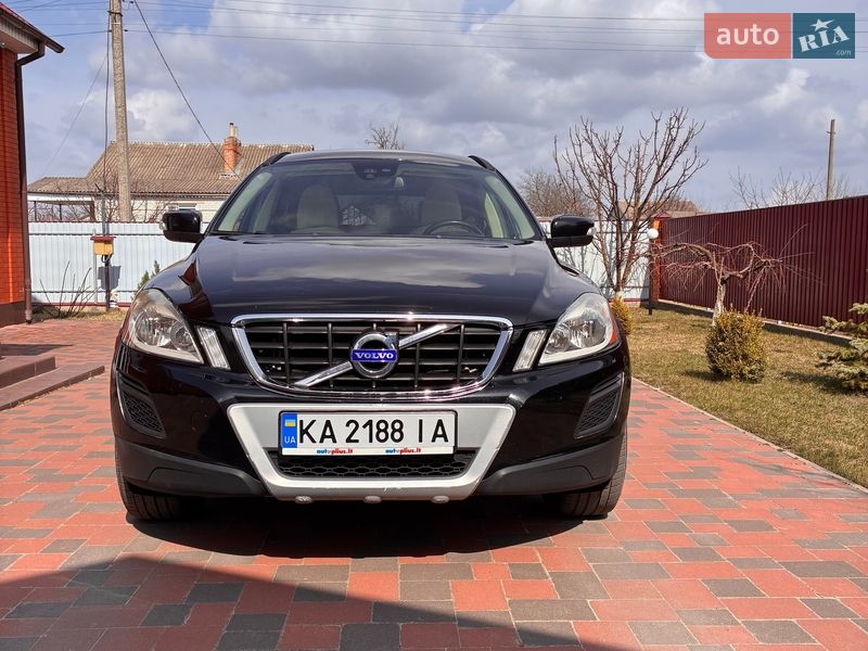 Внедорожник / Кроссовер Volvo XC60 2012 в Киеве