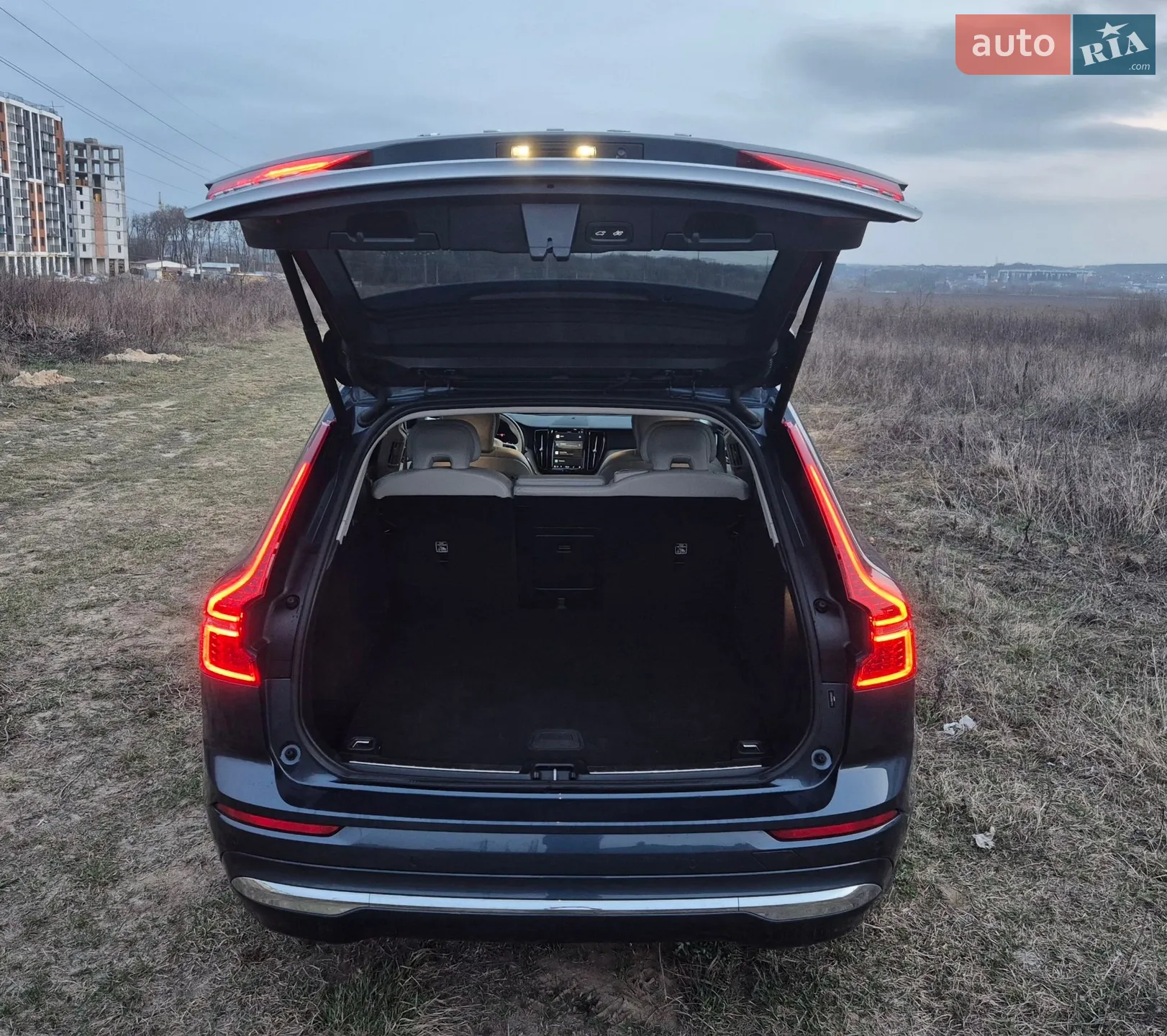 2023 Volvo XC60 - мініатюра 10