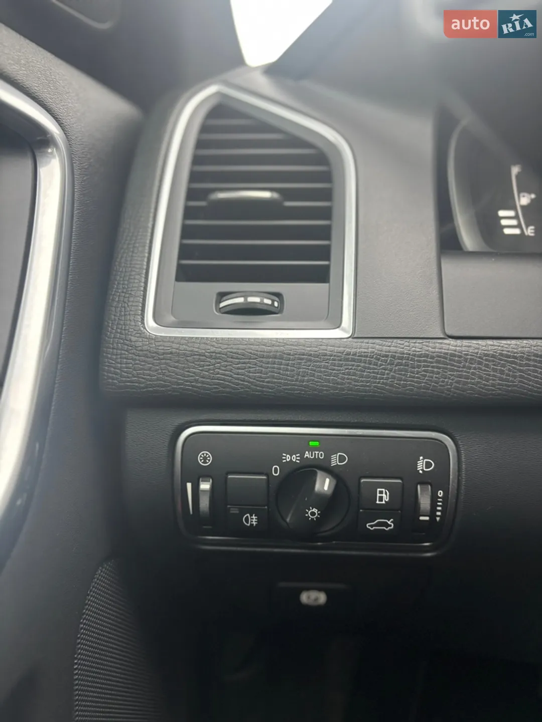 2015 Volvo XC60 - мініатюра 19