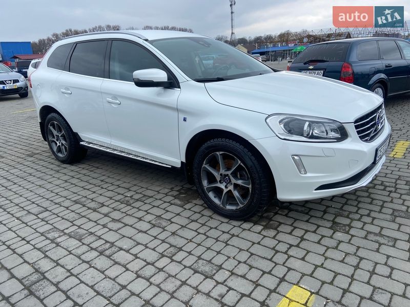 Позашляховик / Кросовер Volvo XC60 2014 в Чернівцях