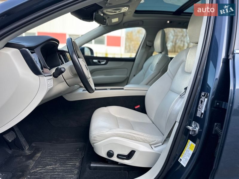 Позашляховик / Кросовер Volvo XC60 2020 в Луцьку