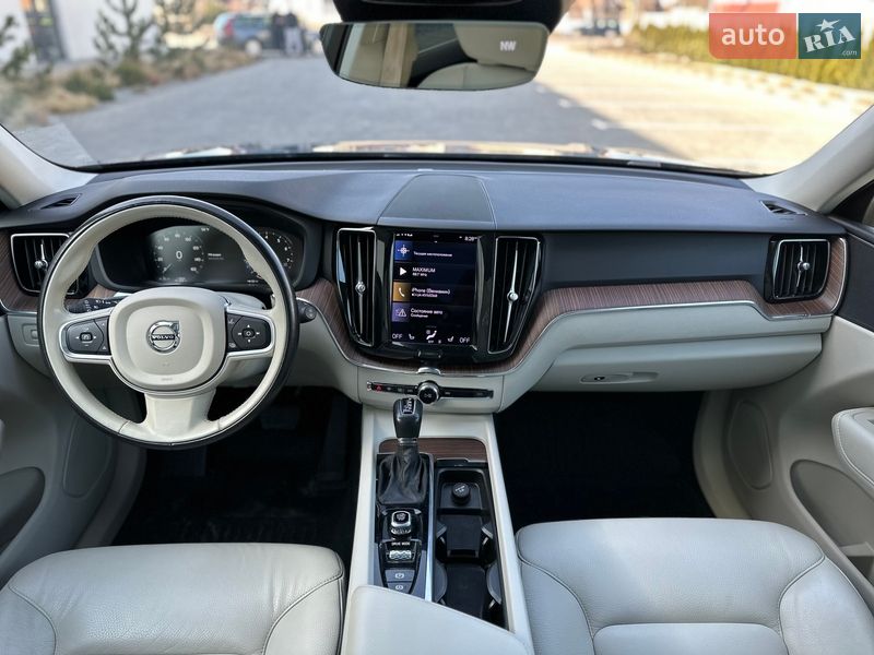 Позашляховик / Кросовер Volvo XC60 2020 в Луцьку