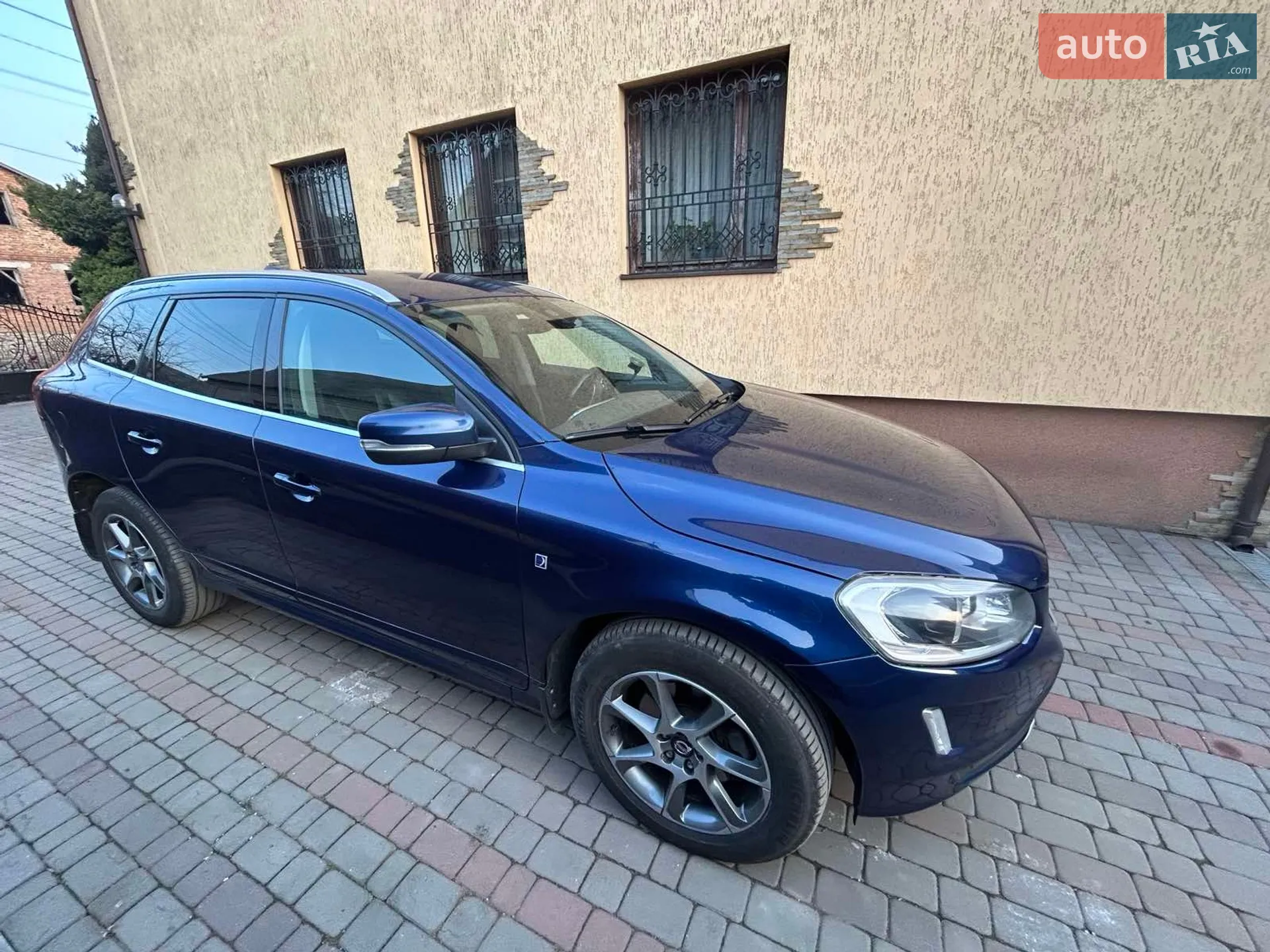 2015 Volvo XC60 - фото 1