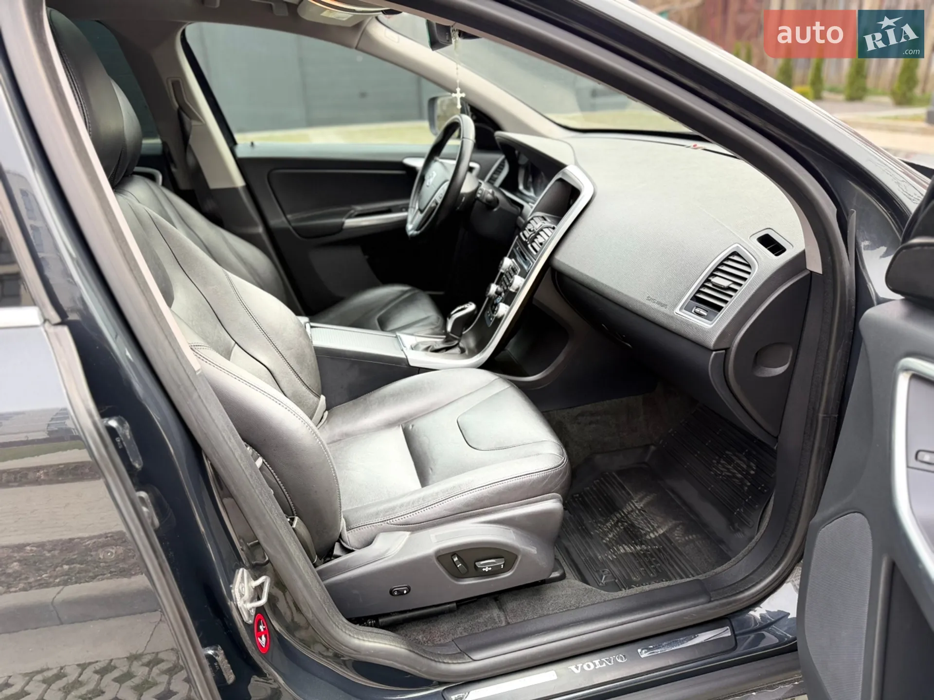 2016 Volvo XC60 - мініатюра 15