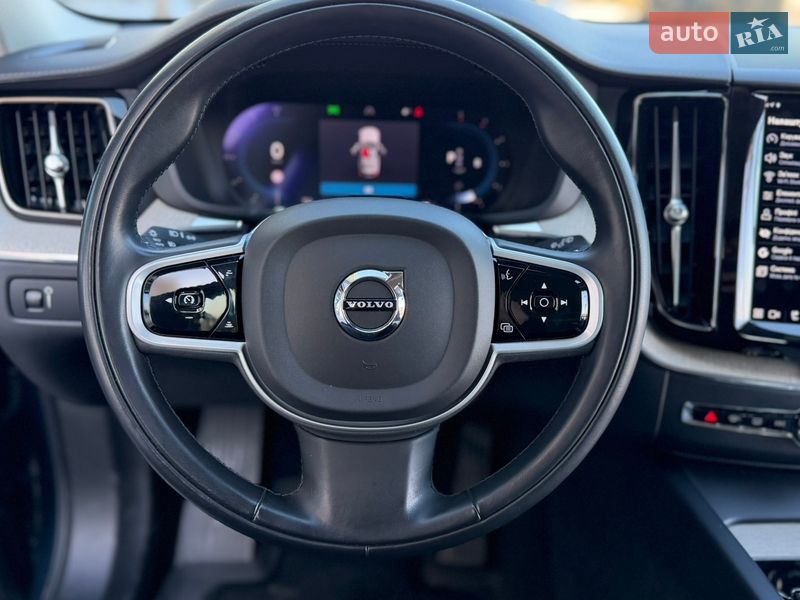Позашляховик / Кросовер Volvo XC60 2021 в Львові