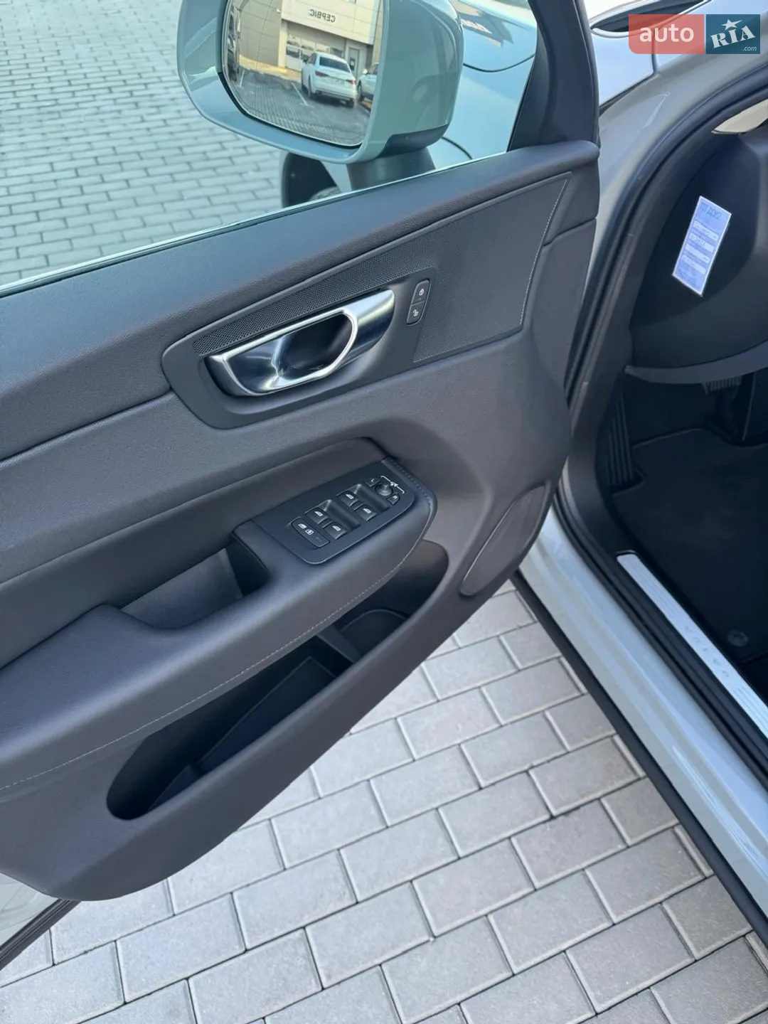 2024 Volvo XC60 - мініатюра 9