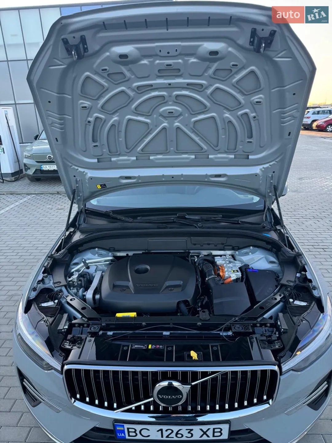2024 Volvo XC60 - мініатюра 16