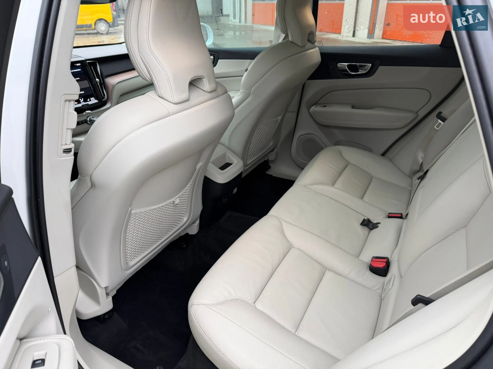 2021 Volvo XC60 - мініатюра 11