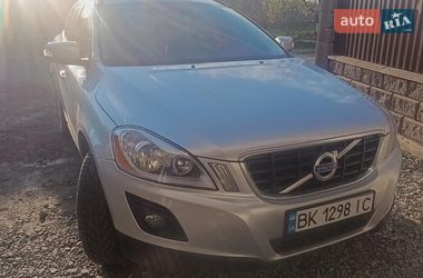 Позашляховик / Кросовер Volvo XC60 2009 в Кореці