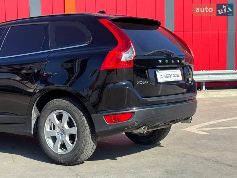 Позашляховик / Кросовер Volvo XC60 2012 в Києві