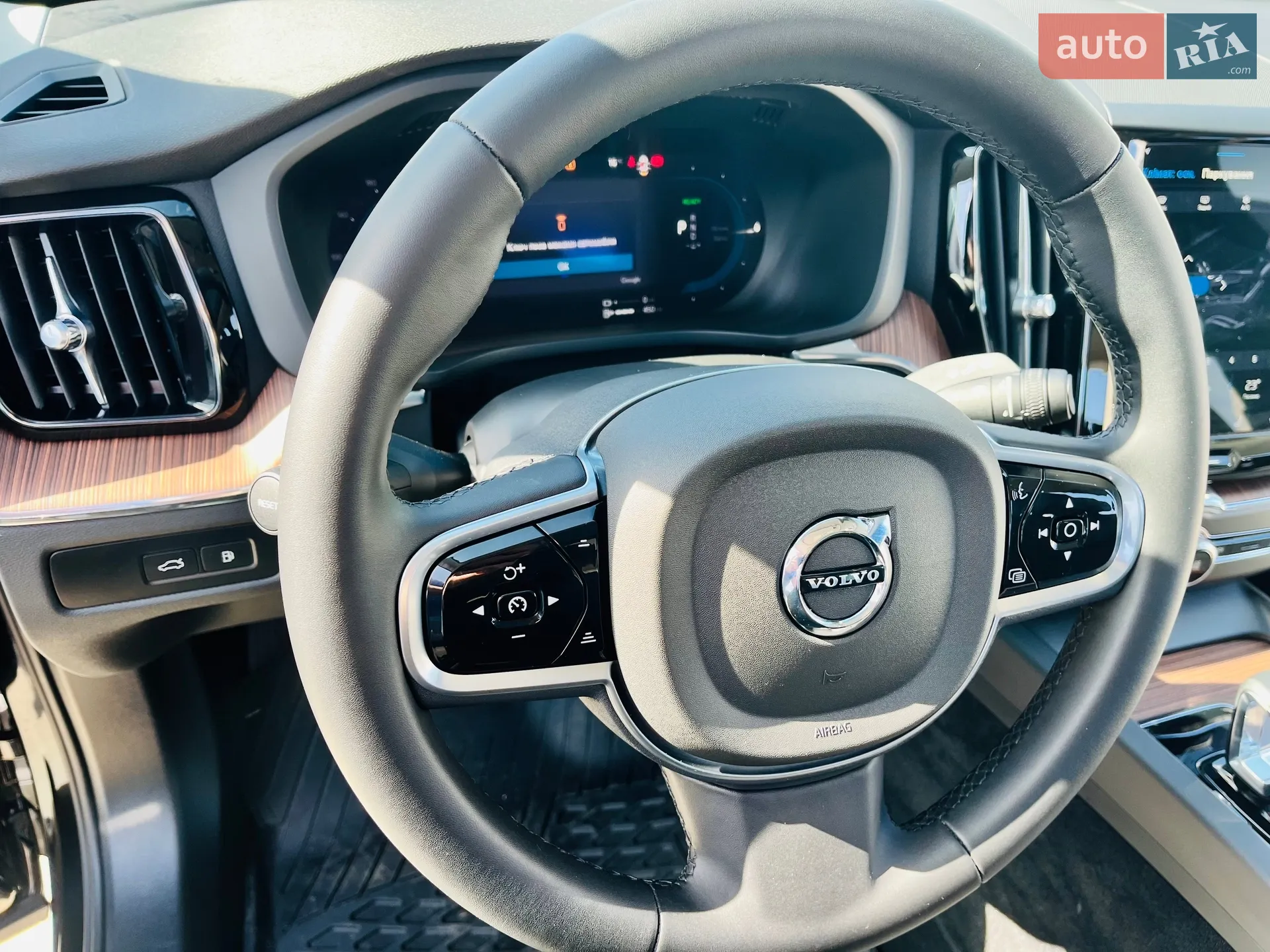 2024 Volvo XC60 - мініатюра 23