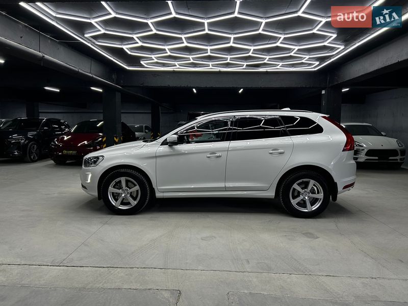 Позашляховик / Кросовер Volvo XC60 2013 в Чернівцях фото 6 Позашляховик / Кросовер Volvo XC60 2013 в Чернівцях