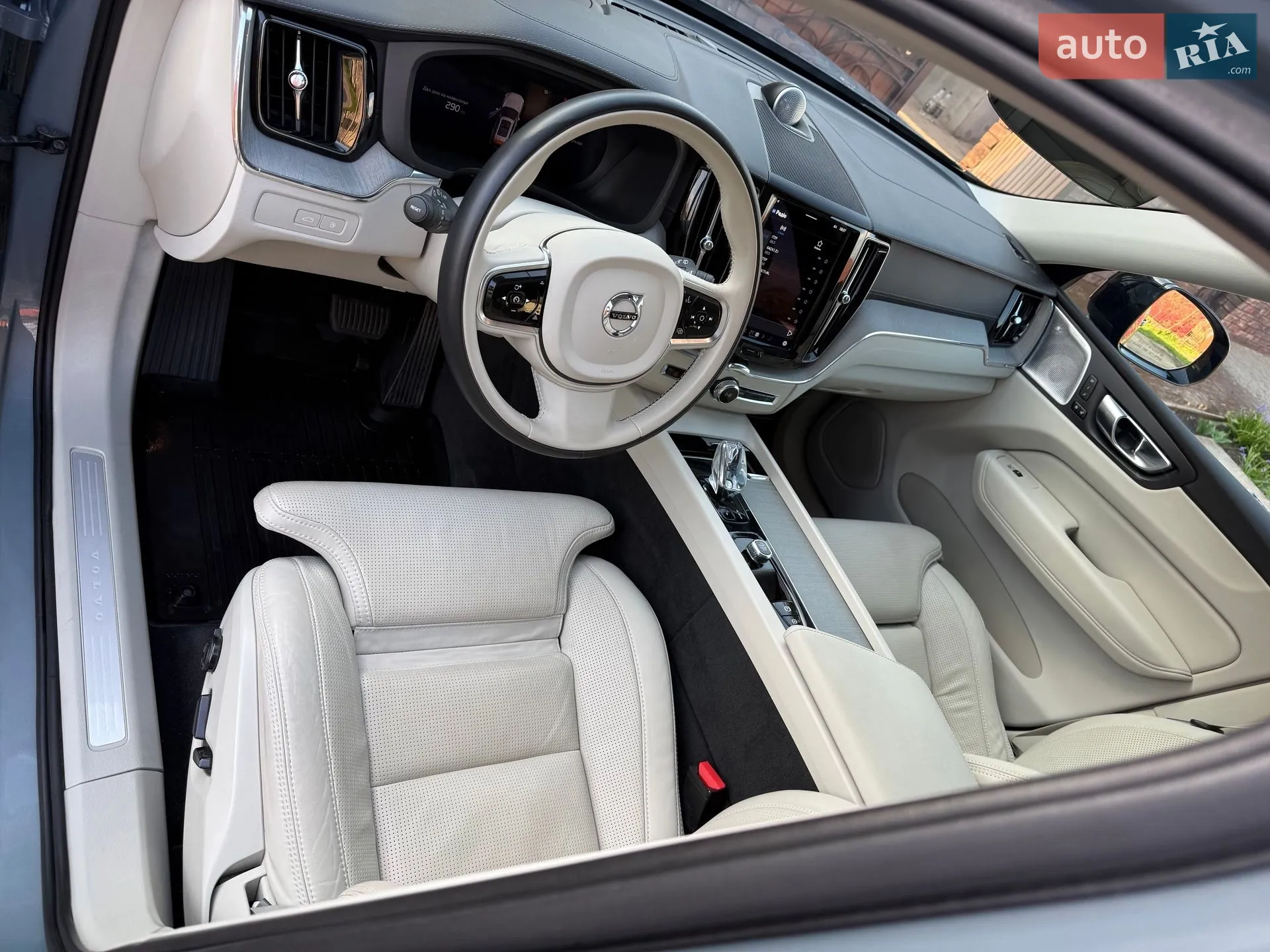2023 Volvo XC60 - мініатюра 15