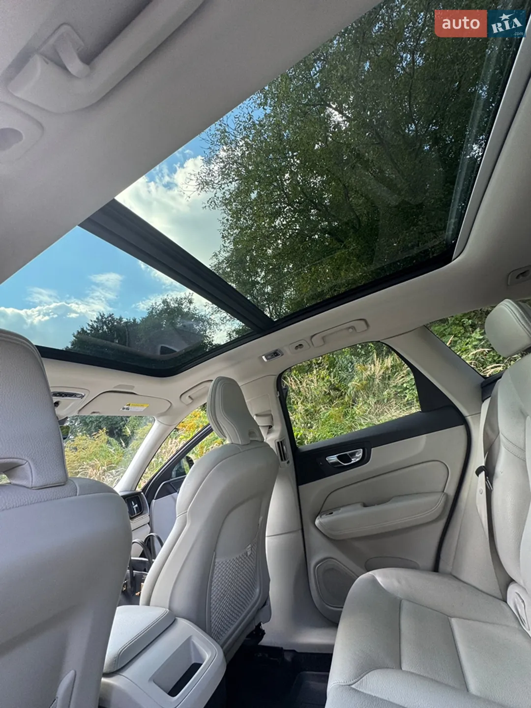 2020 Volvo XC60 - мініатюра 7