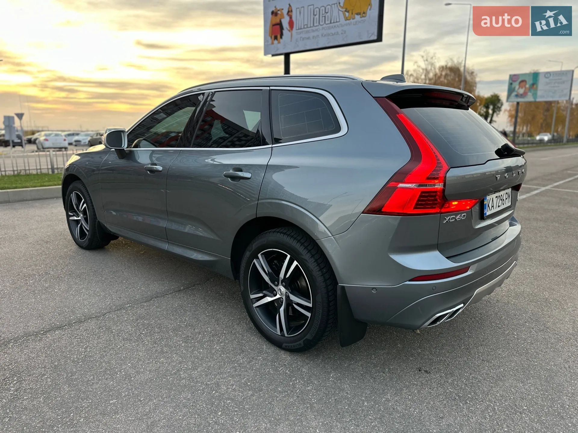 2018 Volvo XC60 - мініатюра 12