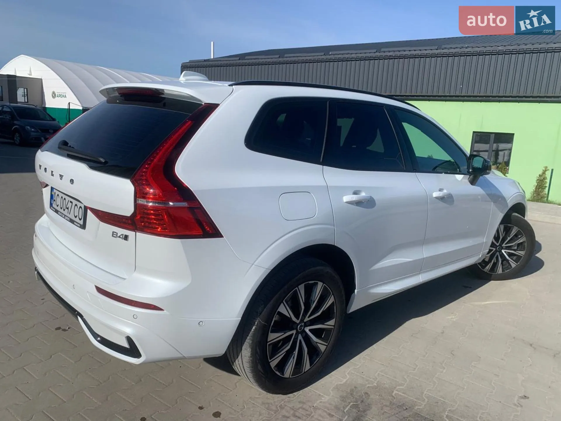 Volvo XC60 2023 VIN YV1UZK5V1P1322524 фото оголошення 4 з 46