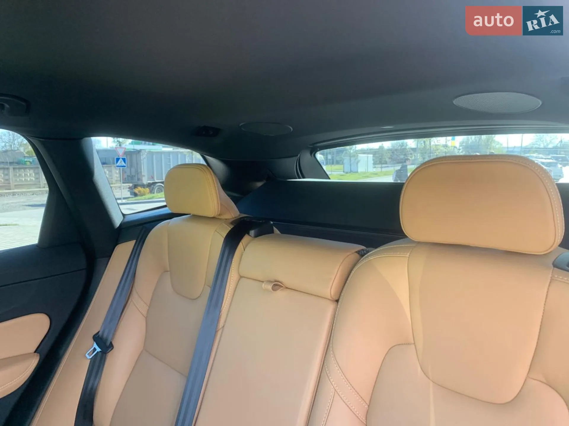 Volvo XC60 2023 VIN YV1UZK5V1P1322524 фото оголошення 25 з 46