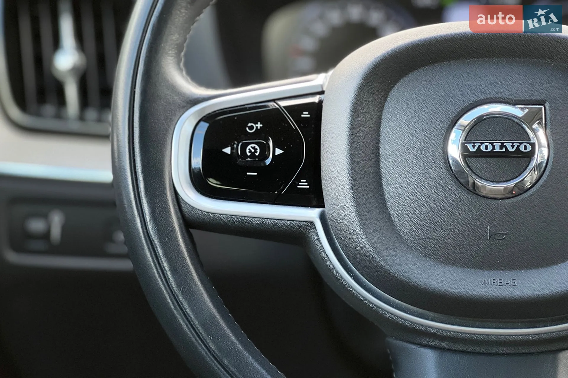 2020 Volvo XC60 - мініатюра 13