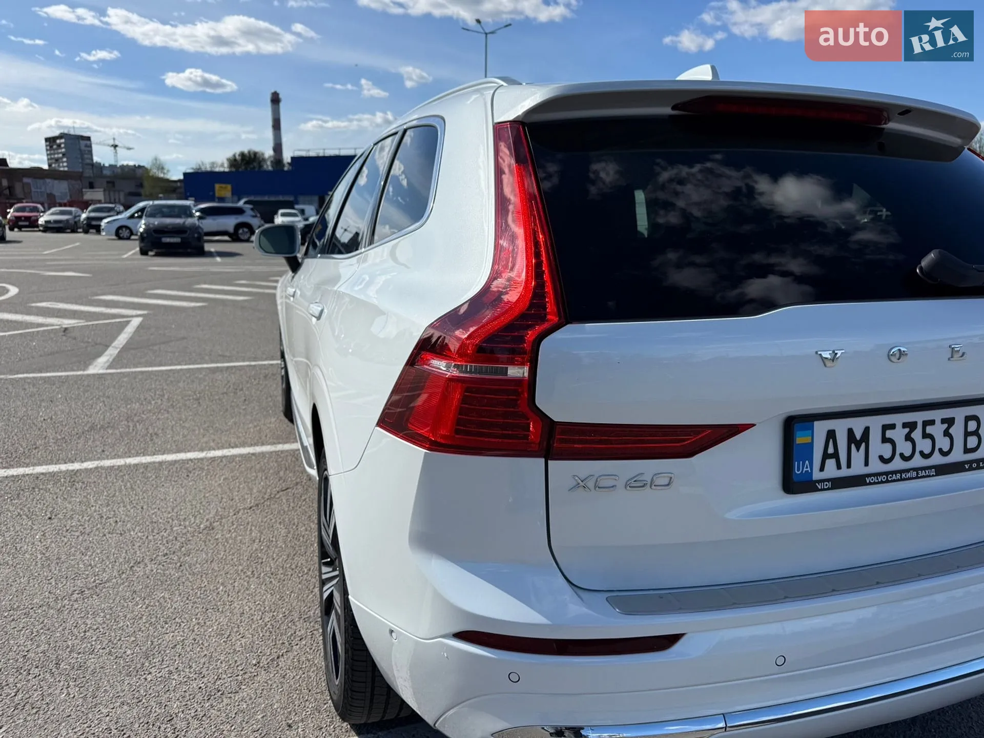 2022 Volvo XC60 - мініатюра 10