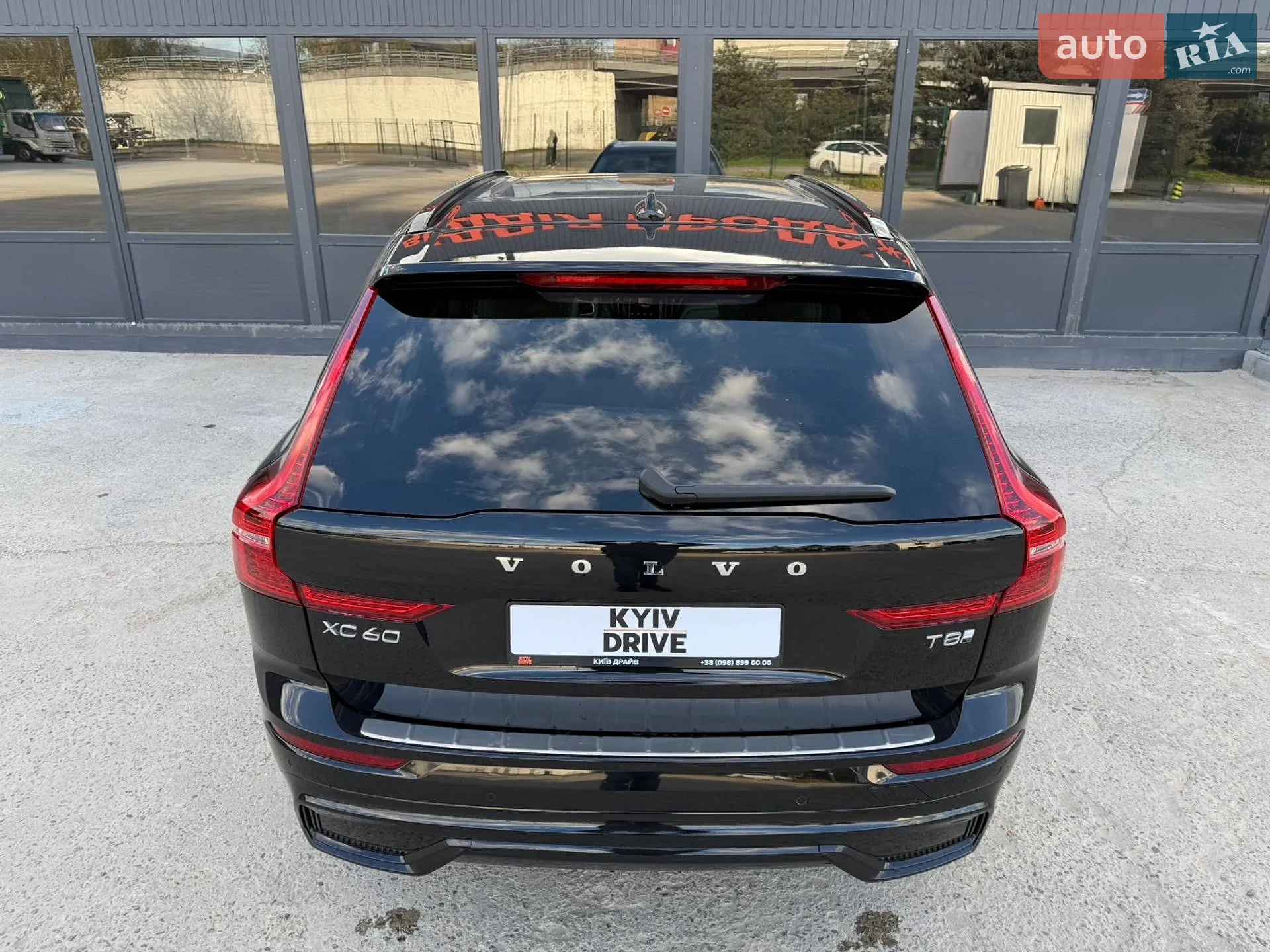 2024 Volvo XC60 - мініатюра 10