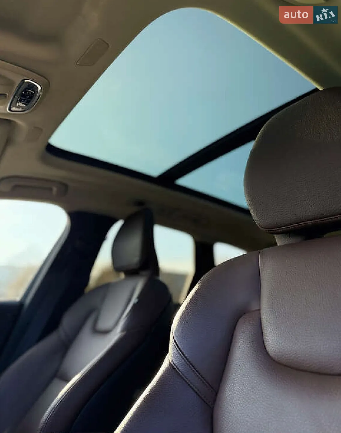 2018 Volvo XC60 - мініатюра 13